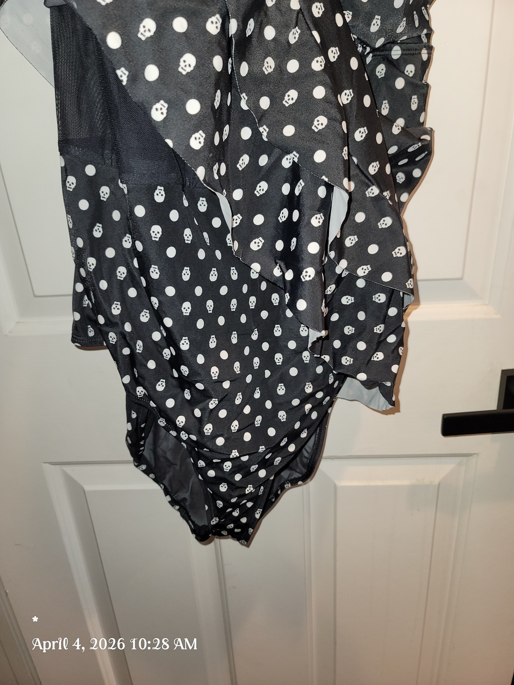 Torrid Black Swim Dress with White Skull & Polka Dot Print Size 3 (3xl) - Picture 4 of 6